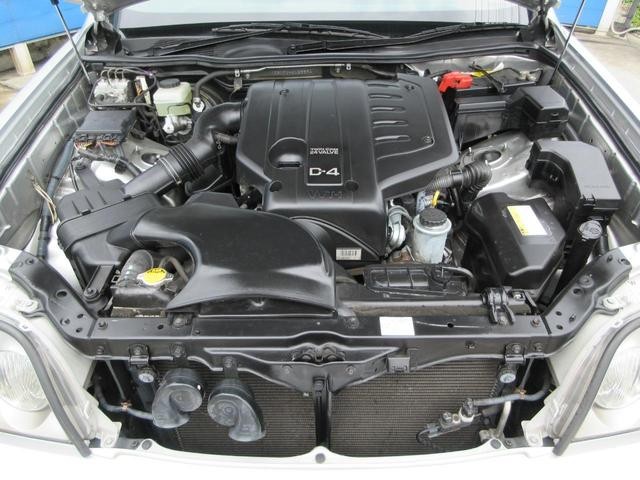0541821A30260521W00106.jpg