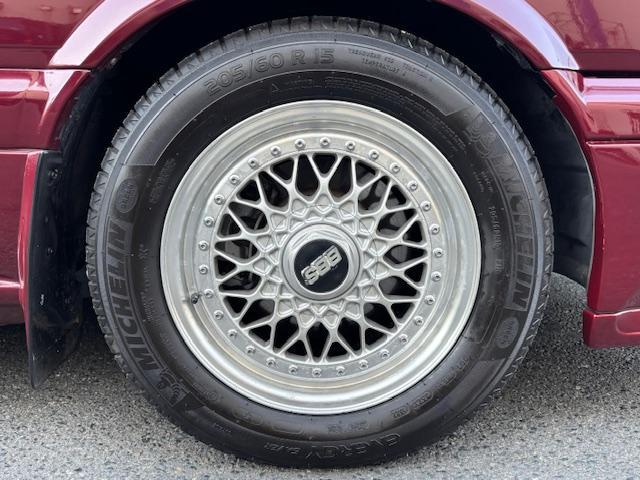 0801987A30260519W00119.jpg