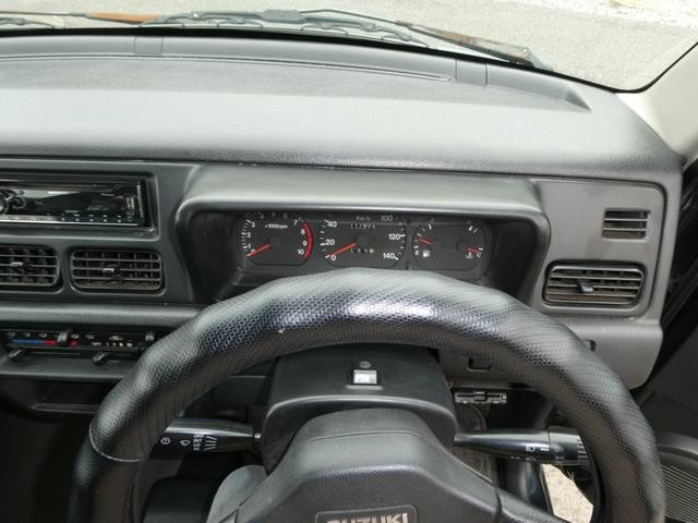 0403642A30260919W00115.jpg