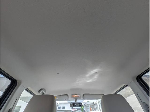 9900218A30260813W00208.jpg