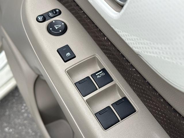 0550659A30260906W00519.jpg