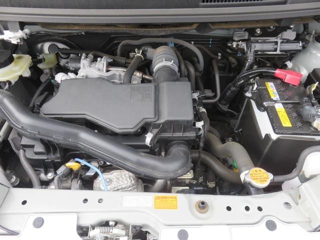0400394A30261013W00219.jpg