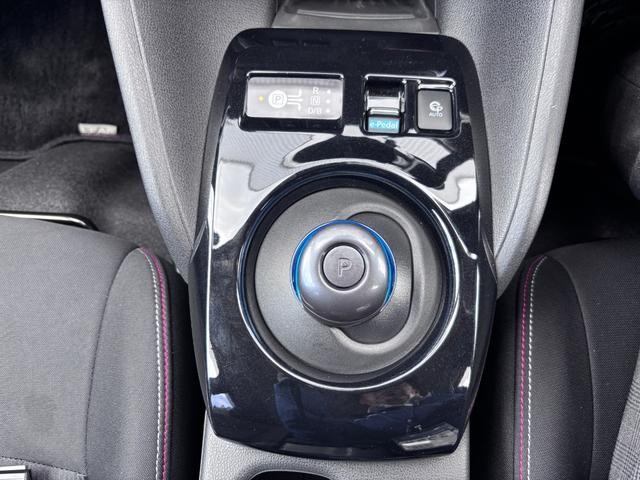 0805198A30260320W00216.jpg