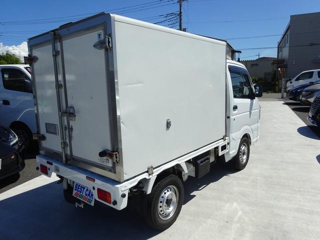 ee917415c1f6dcbe8ae01e620bf5fa06.jpg