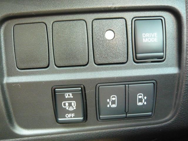 0500692A30260823W00818.jpg
