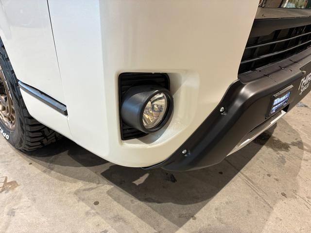 0303780A30260826W00114.jpg
