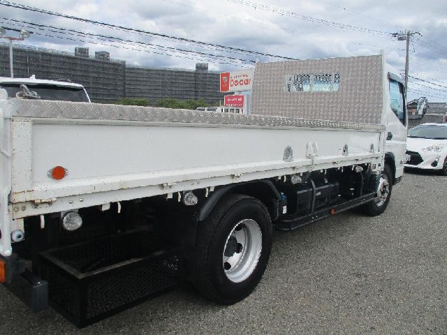 ebe201e24bc9a4489101d96cd4c23565.jpg