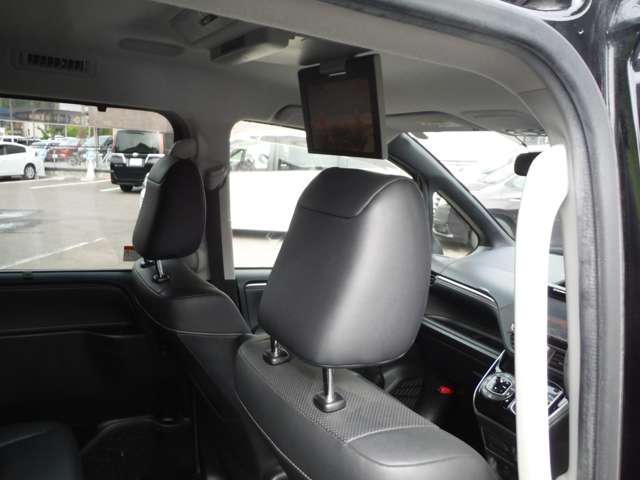 5ae5b1cb8b4145bed42bc0fde48a67e8.jpg