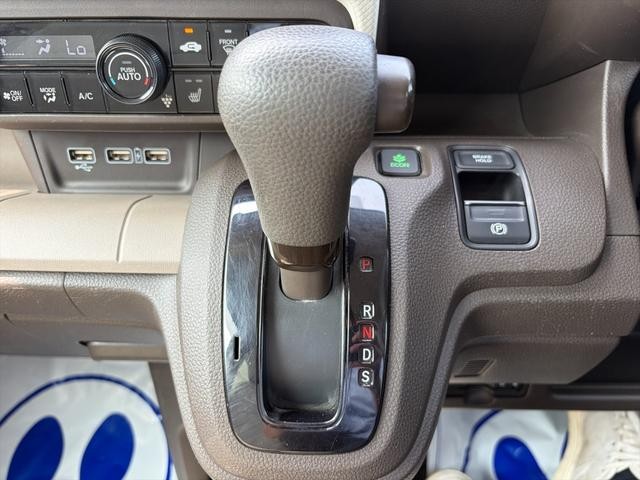0300918A30260901W00106.jpg