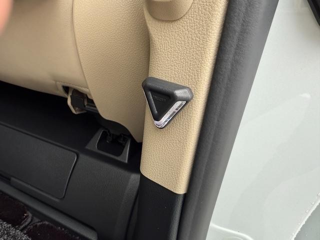 0300152A30250307W00118.jpg