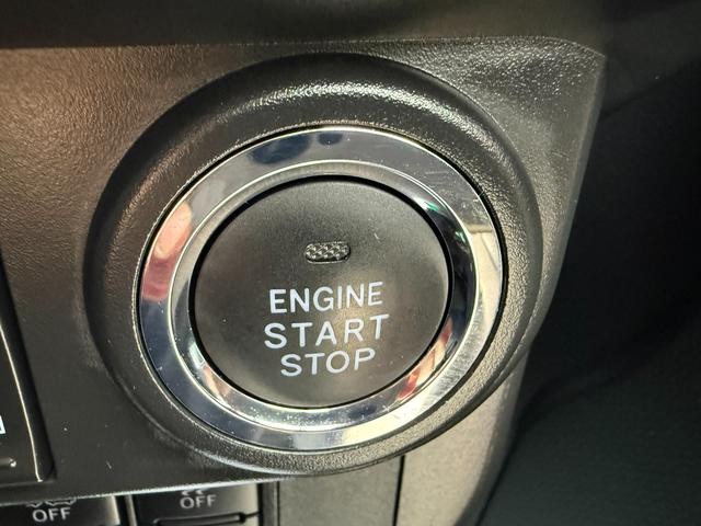 0300152A30260906W00113.jpg