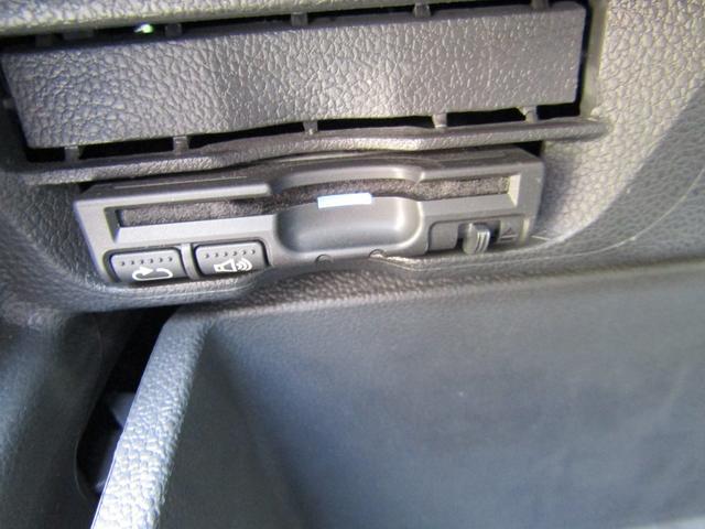 0302471A30260208W00110.jpg