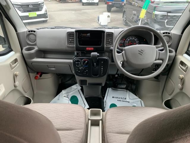 0700772A30250218W00111.jpg