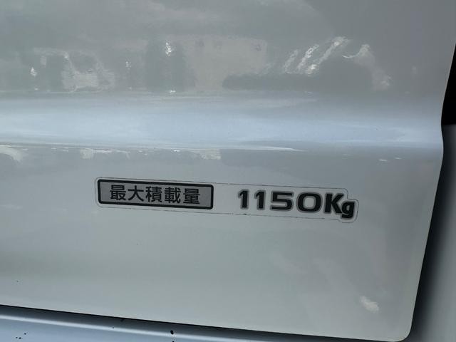 0700718A30260602W00204.jpg