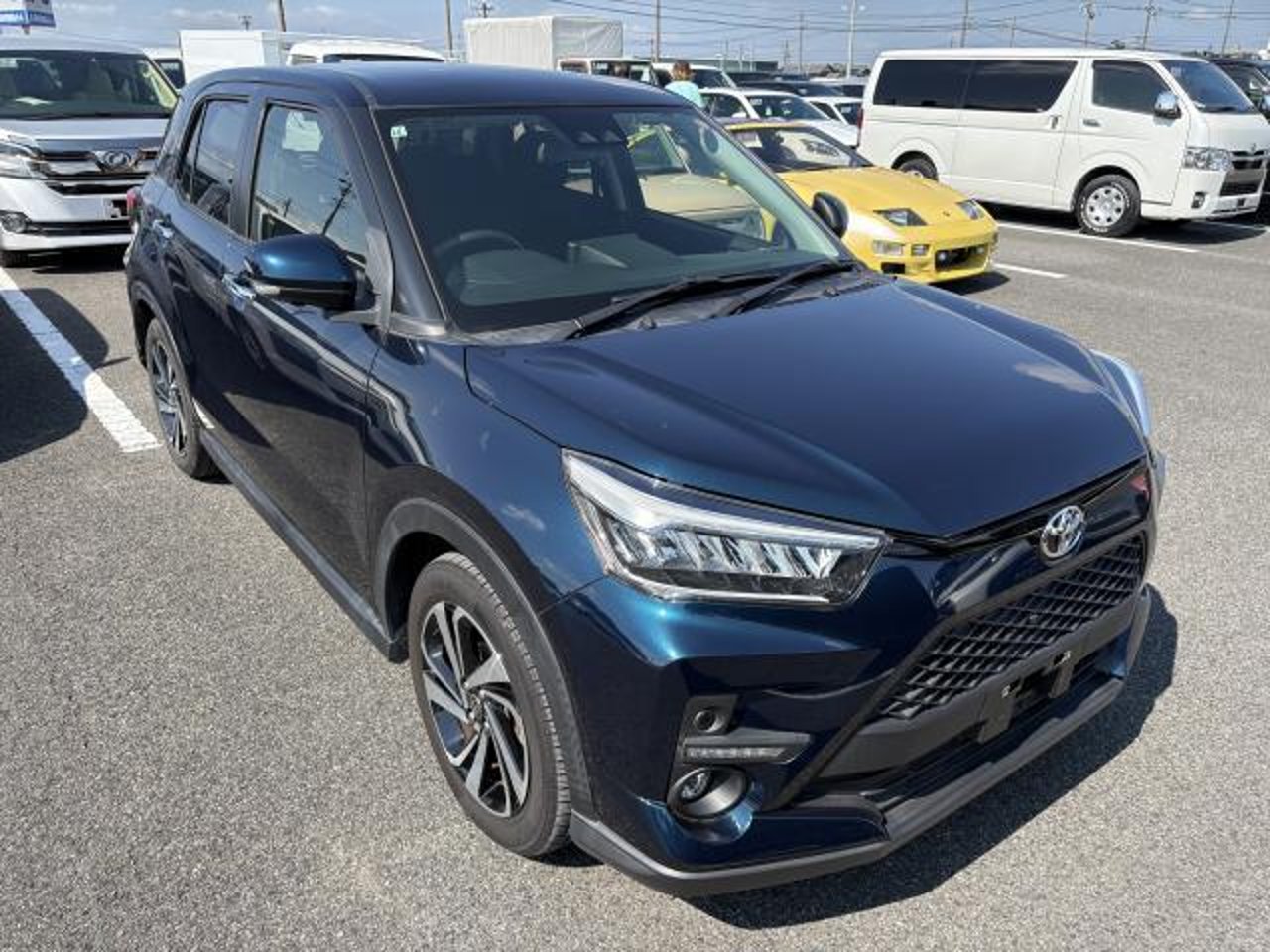 2021 Toyota Raize, photo 1 of 1