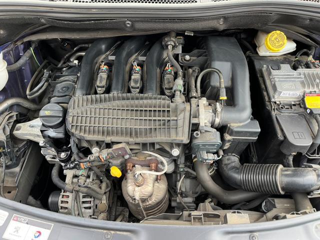 0541751A30260513W01019.jpg