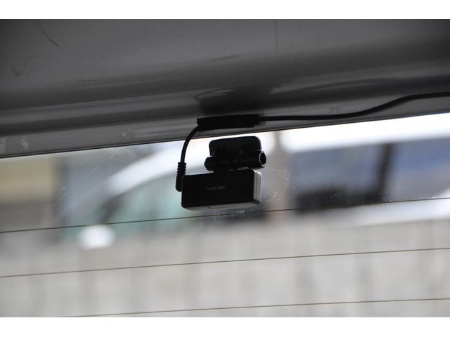 0505107A30260809W00207.jpg