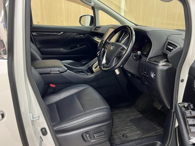 0704780A30261026W00415.jpg
