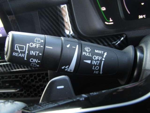 27156773_carP_l_11.jpg