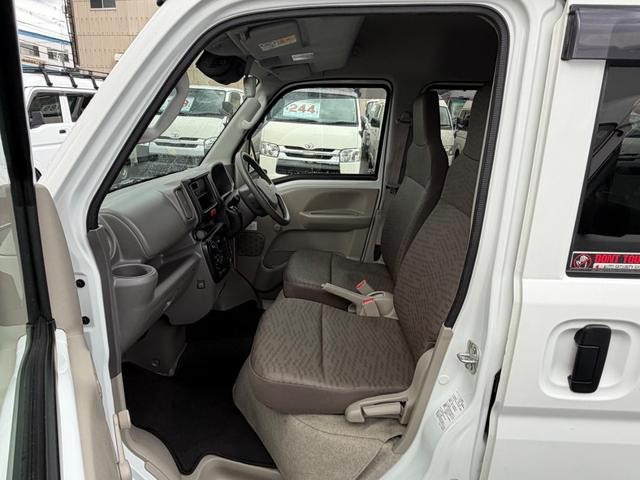 0700718A30260809W00316.jpg