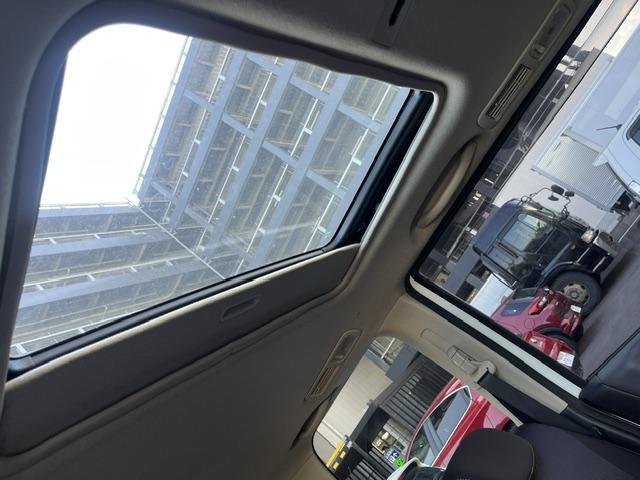 0551041A20260512W00219.jpg