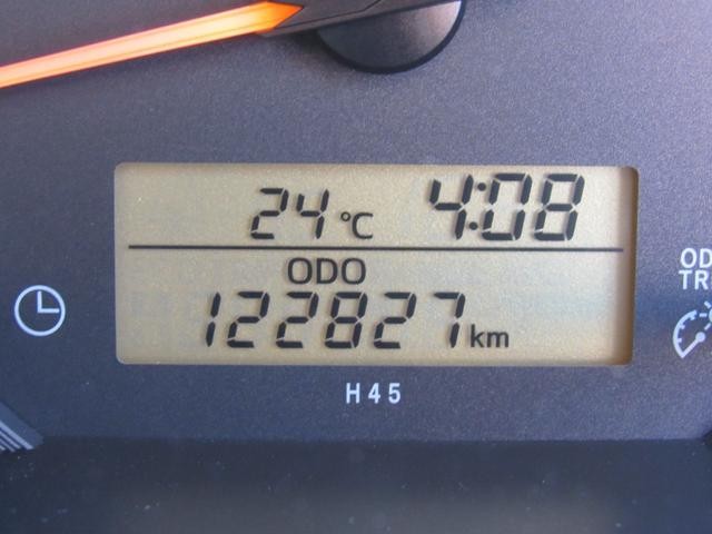0505254A30261003W00118.jpg