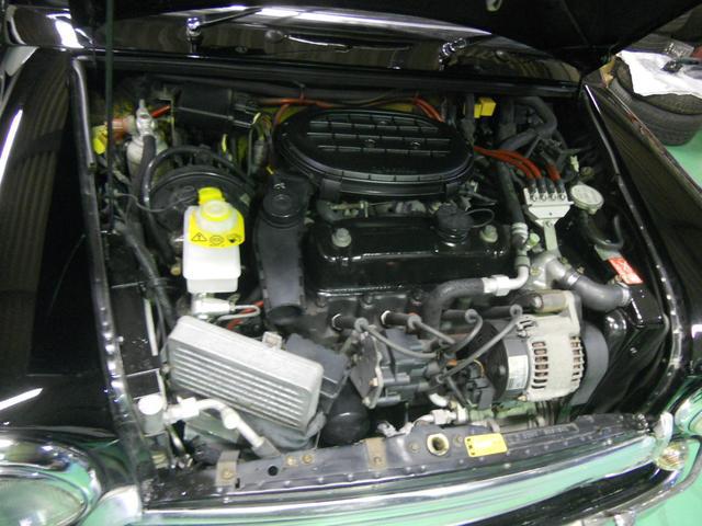 0402790A30210707W00516.jpg