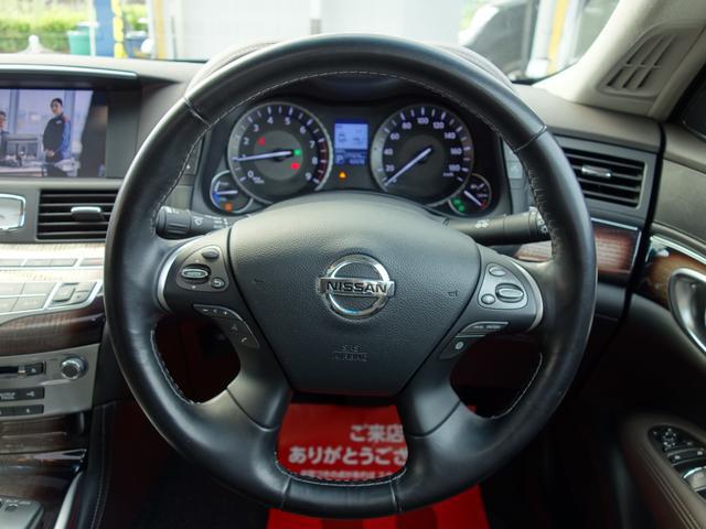 0508329A20260611W00114.jpg