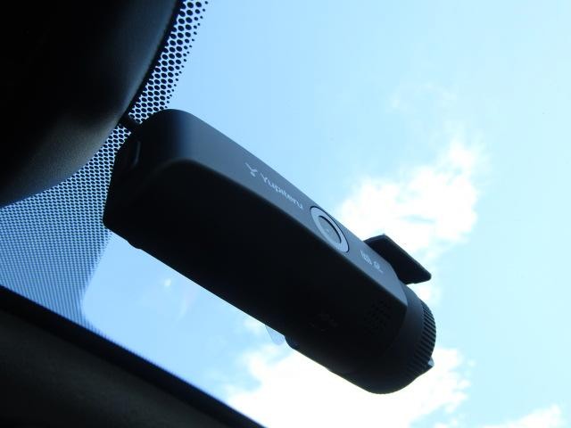 0506241A30261025W00203.jpg