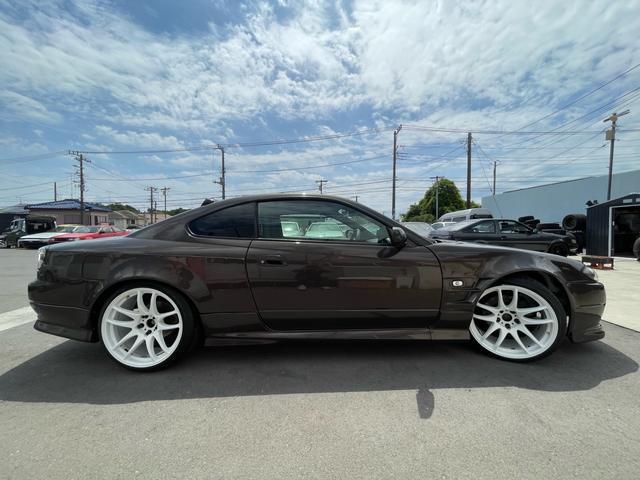 0501345A30260410W00215.jpg