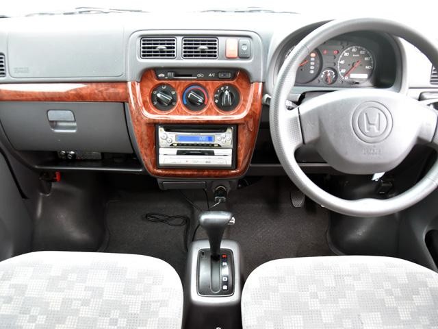 0504219A30260903W00205.jpg