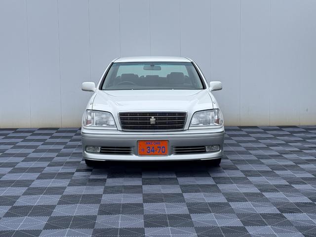 0540491A30260501W00114.jpg
