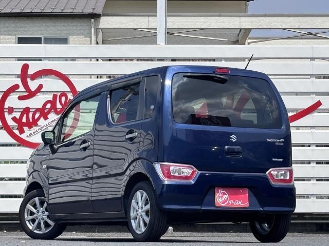 26048762_carP_l_9.jpg