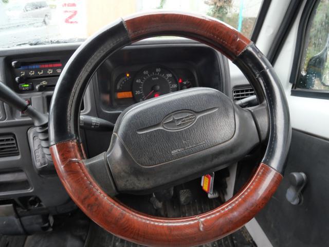 0803389A30260617W00116.jpg