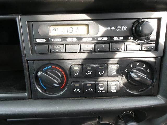 0560439A30260906W00514.jpg