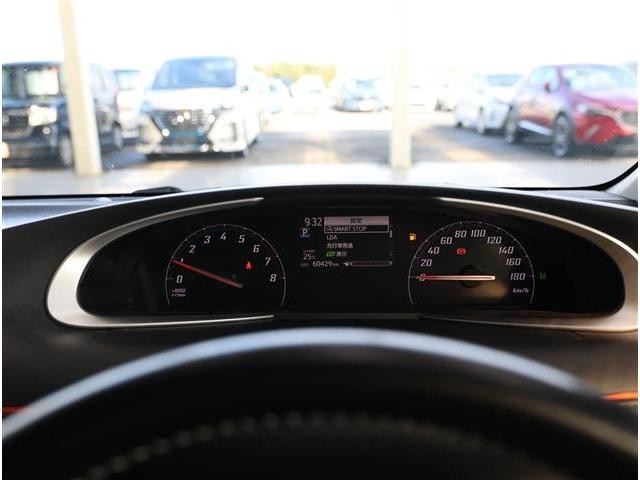 0204126A30261028W00408.jpg
