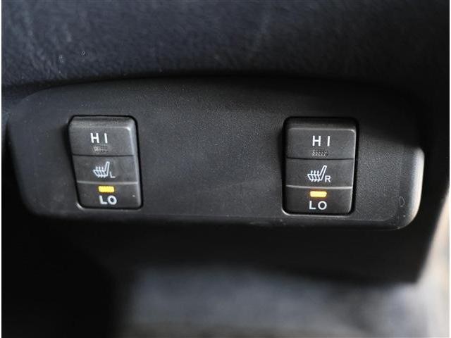 0204126A30261028W00414.jpg