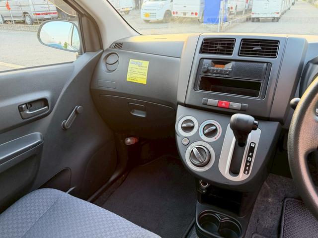 0551096A30260515W00111.jpg