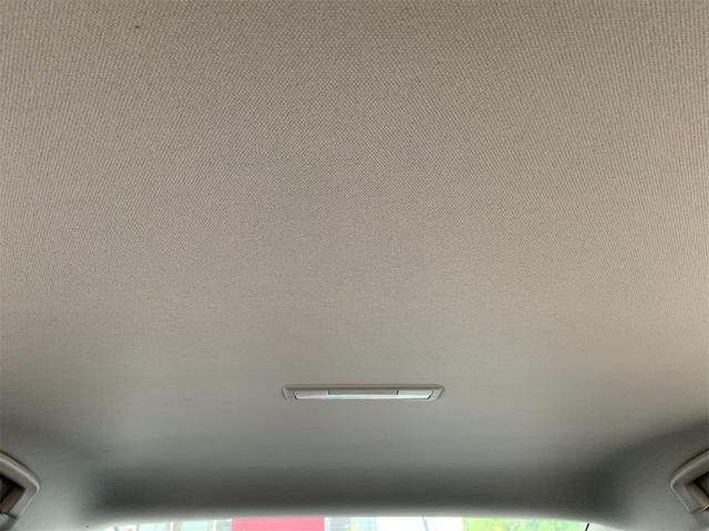 0561155A30260831W00211.jpg
