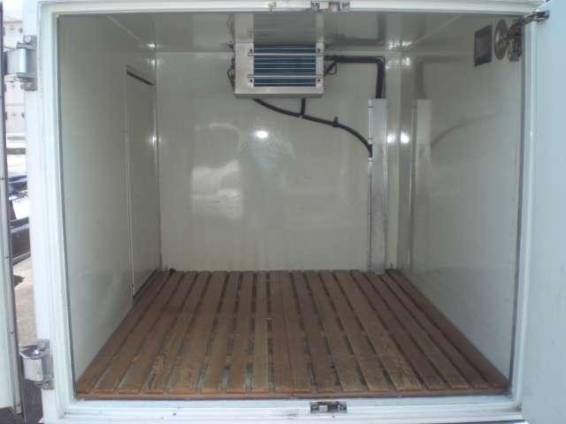 26049707_carP_l_14.jpg