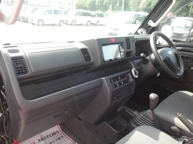 0509025A30260625W00104.jpg