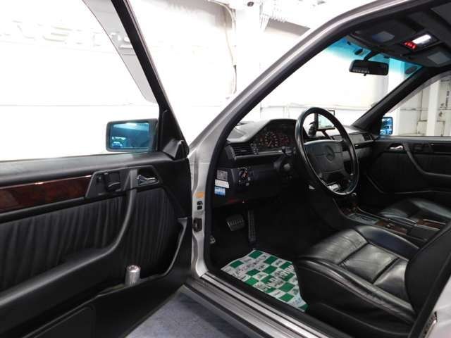 55fd5b80b4946330e7940e753c54993c.jpg