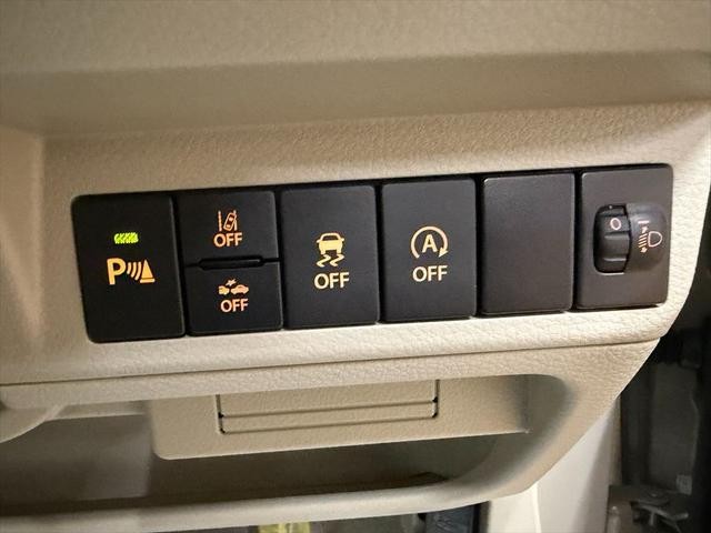 0303317A30260902W00204.jpg
