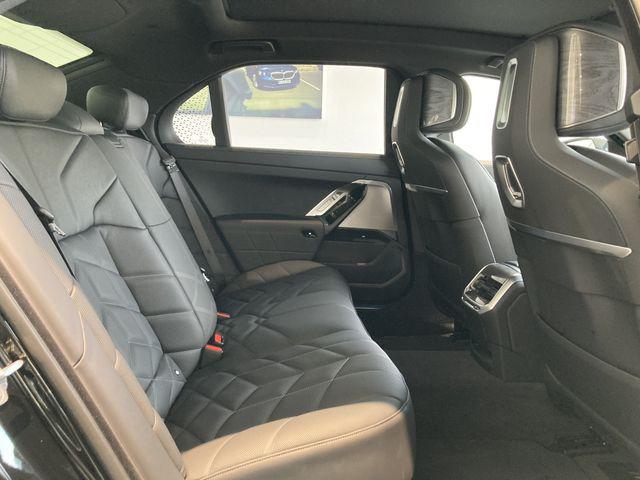 24fca1d1808919e5b9c182f16e8887f0.jpg