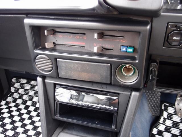 0504140A30260808W00311.jpg