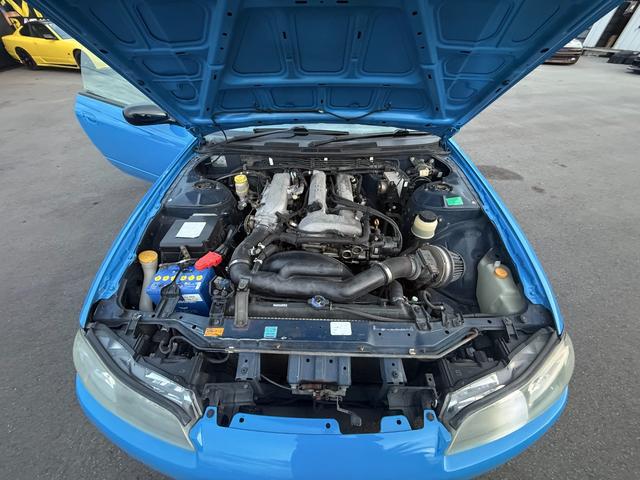 0404256A30260603W00108.jpg