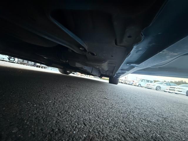 0404256A30260603W00115.jpg