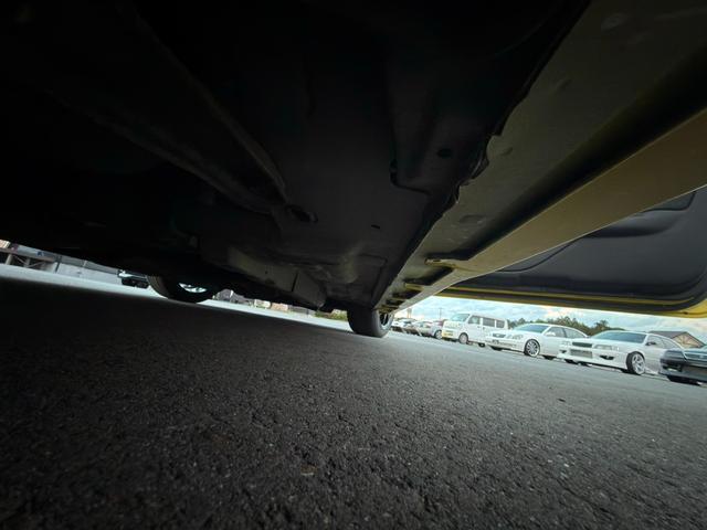 0404256A30260603W00213.jpg