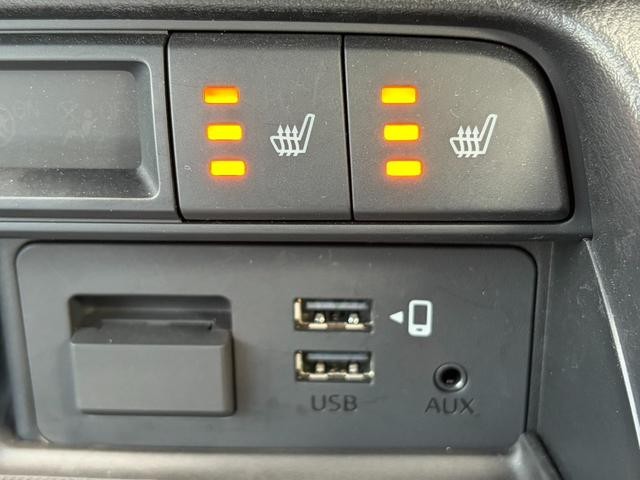 0541551A30260723W00109.jpg