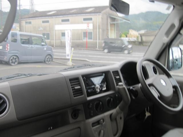 1101641A30260929W00210.jpg